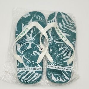 Cubavera Print Flip Flops in Green and White